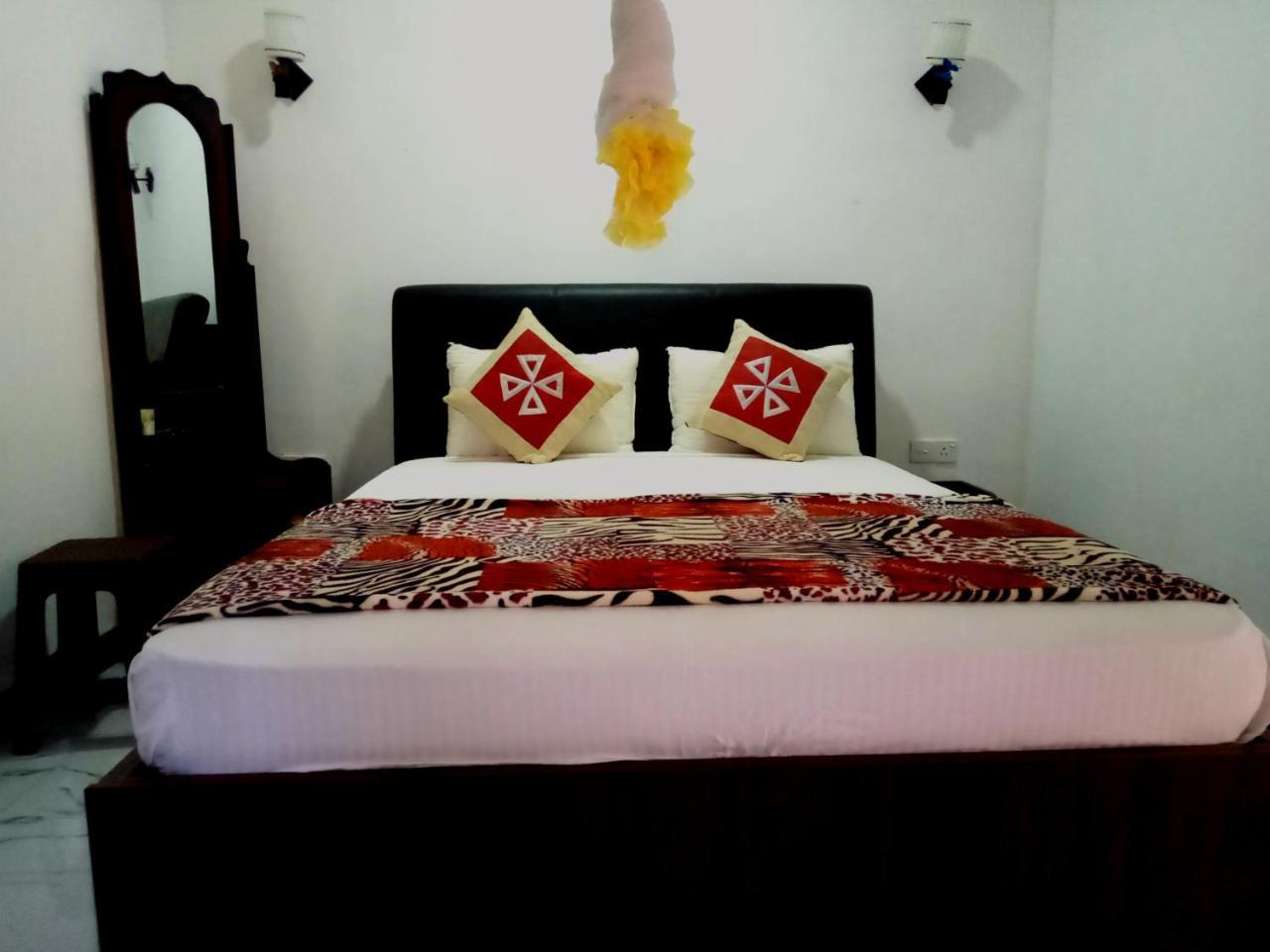 Jungle And Tree House Homestay *